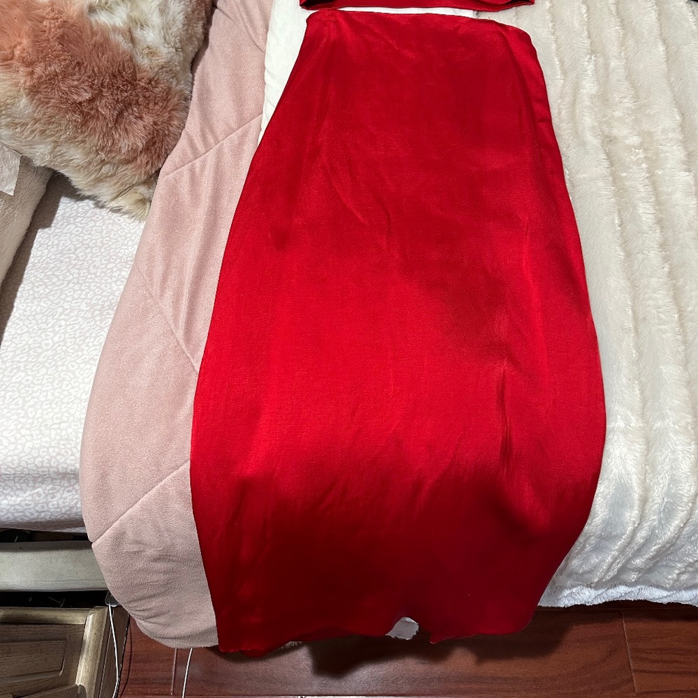 Satin red skirt size S